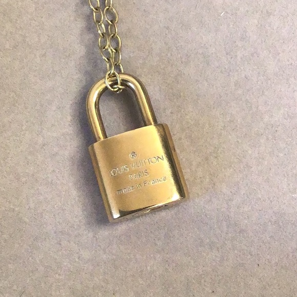 LV Lock Necklace - Picture 4 of 7